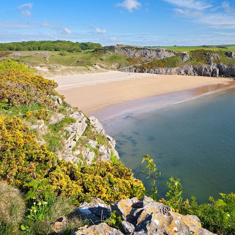 Explore the stunning beaches along the Pembrokeshire Coast