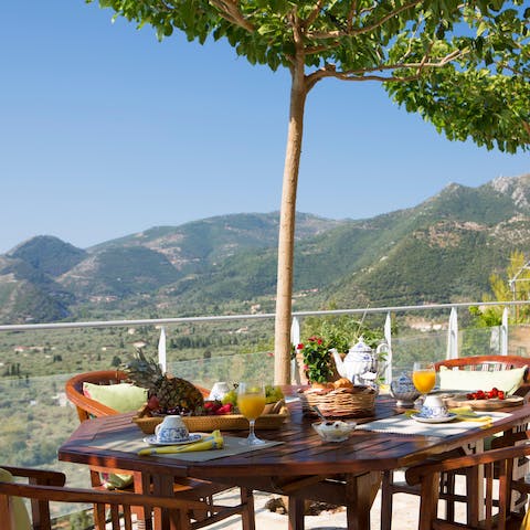Enjoy a home-cooked meal alfresco with gorgeous views