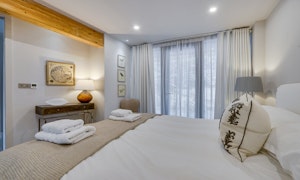 Waterside image 12