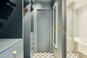 Parisian Luxury image 11