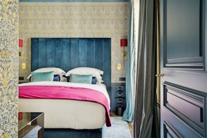 Parisian Luxury image 3
