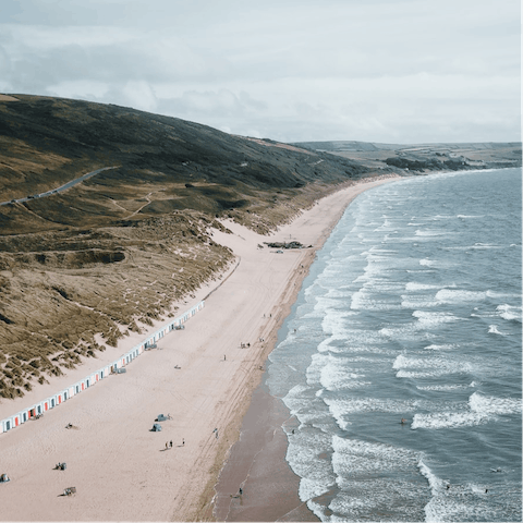 Embrace the rejuvenating spirit of the sea from Woolacombe