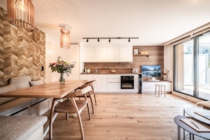 Les Houches Style image 11