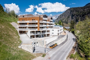 Les Houches Style image 10
