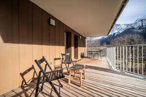 Les Houches Style image 4