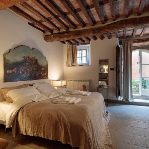 Guests raved about the friendly and helpful host, who went above and beyond to make their stay perfect.