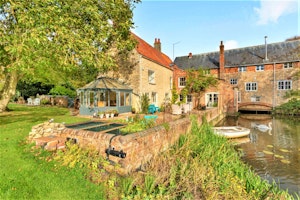 The Riverside Garden image 1