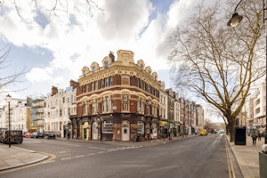 The Eclectic Earl image 14