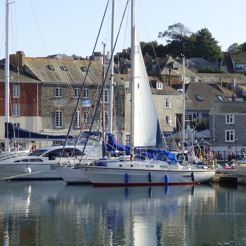 Discover Padstow, from your address just a nine-minute walk away from the harbour 