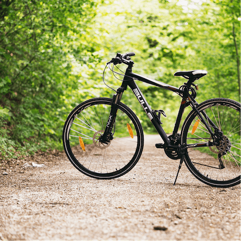 Take the bikes out on the famous Camel Trail, located half a mile away