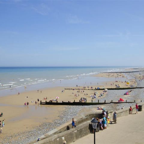 Walk to the beach in just ten minutes