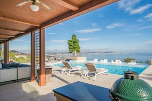 Riviera Wonder image 12