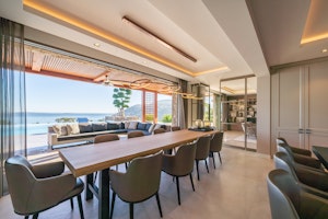 Riviera Wonder image 8