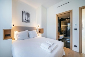 Ivory Promenade image 14