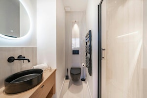 Ivory Promenade image 12