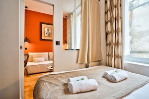Chic Parisienne image 11