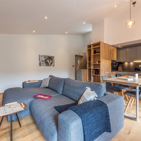 Play board games in the open plan living room