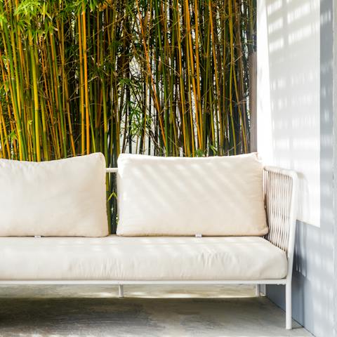 Listen to the sound of the breeze rustling through the bamboo