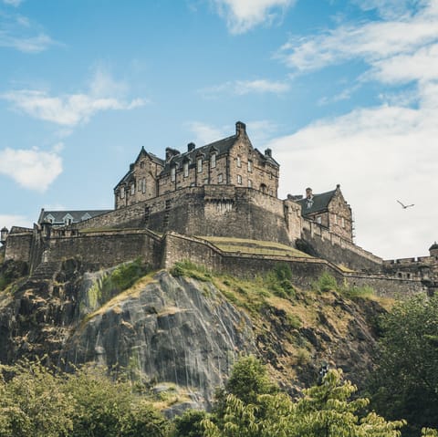 Walk in the footsteps of Scotland's ancient kings and queens, just six-minutes from your door