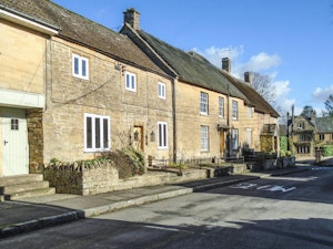Summertime in Somerset image 1