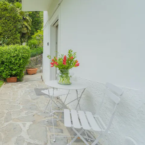 Start your days with an Italian coffee overlooking the water