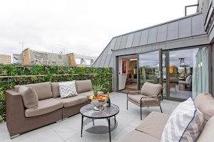 Square Peg image 1