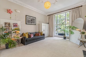 The London Peony image 12