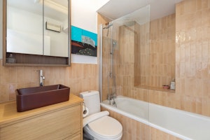City Abode image 10