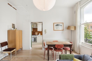City Abode image 9