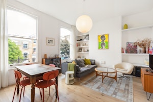 City Abode image 6