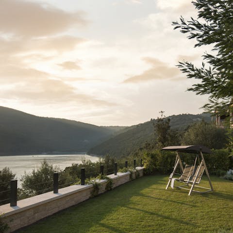 Stroll down to the garden for a romantic evening watching the sun set over the Istria peninsula
