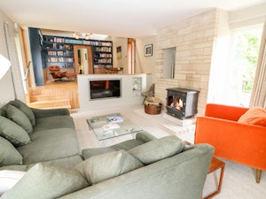 The Woodland Villa image 9
