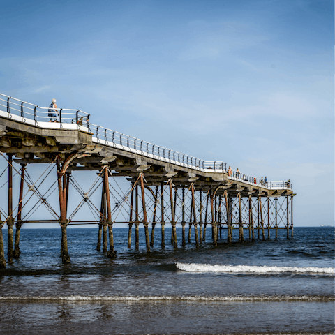 Stay steps away from the Saltburn-by-the-sea coastline
