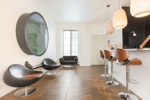 The Art of Le Marais image 14