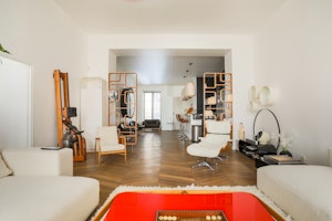 The Art of Le Marais image 13