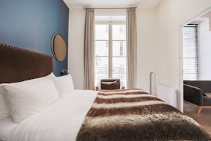 The Art of Le Marais image 5