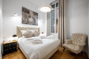 Cannes Charm image 14