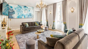 Parisian Treasure Trove image 1