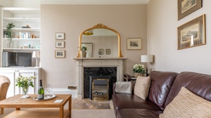 Regency Crescent image 12