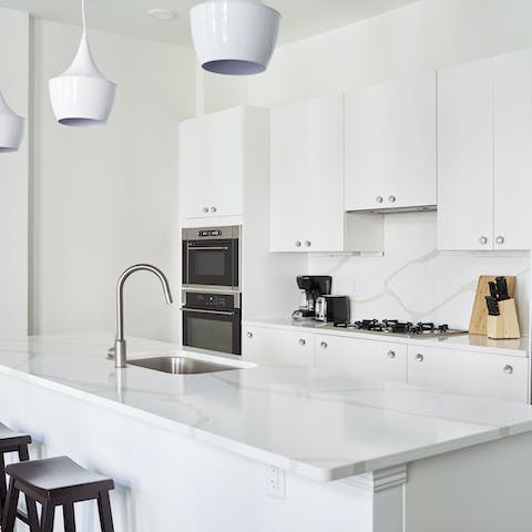 Gather around the kitchen island for a group cooking session Cajun-Creole style