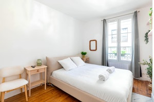 Parisian Ease image 11