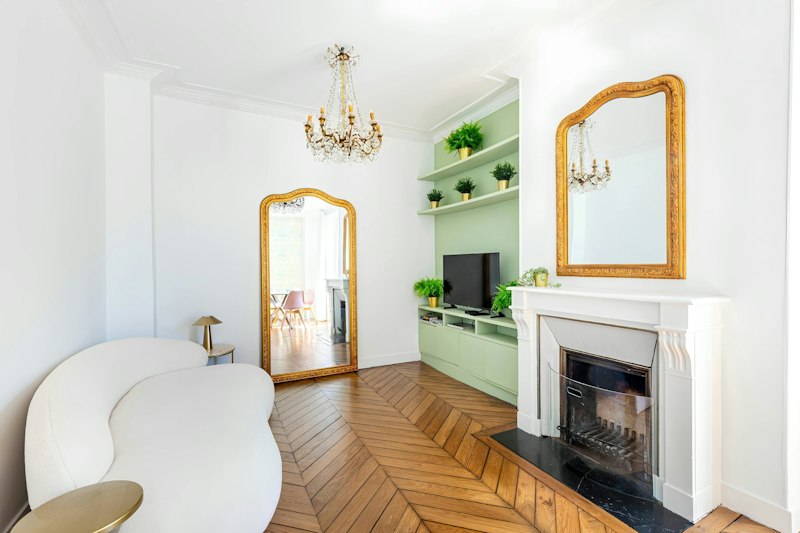 Parisian Ease additional image