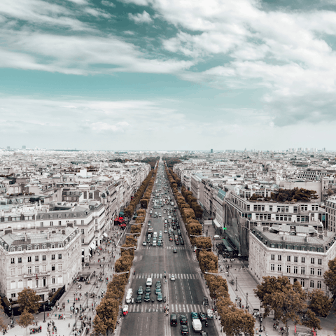 Walk just a few minutes to the boutiques of the Champs-Elysées