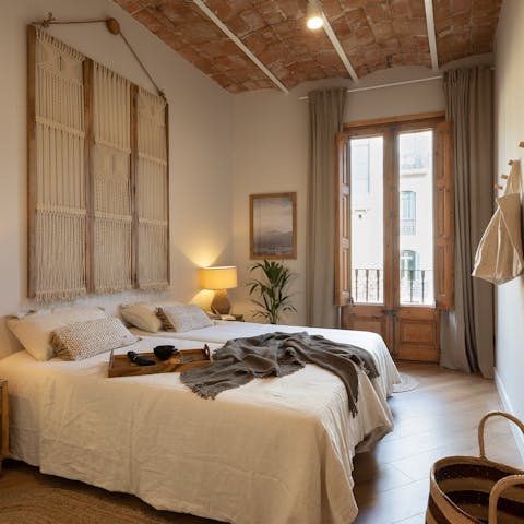 Wake up in the beautiful bedrooms feeling rested and ready for another day of Barcelona sightseeing