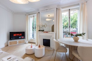Refined Parisian Oasis image 7