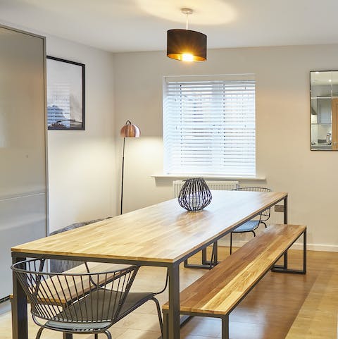 Cook up a feast of fresh seafood and serve it up at the dining bench