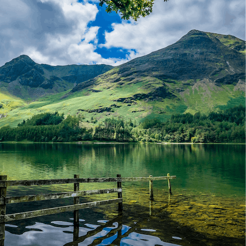Explore the Lake District's peaks, lakes and beautiful scenery – Grasmoor is a half-hour drive away
