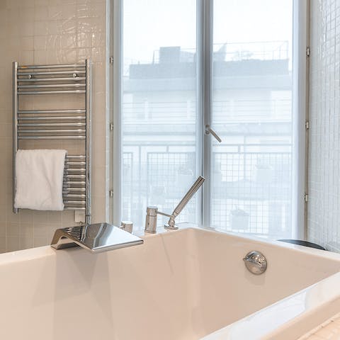Check out views of  the city from your bathtub