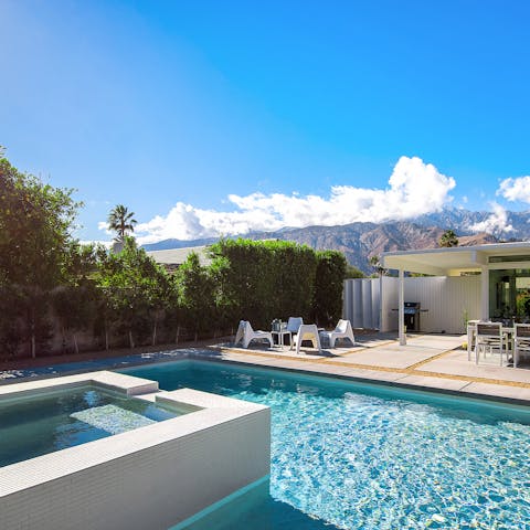 Take in views of the San Jacinto Mountains from the hot tub