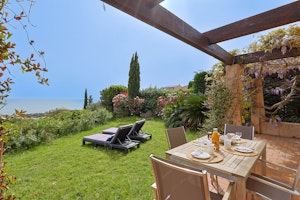 A Riviera Story image 10